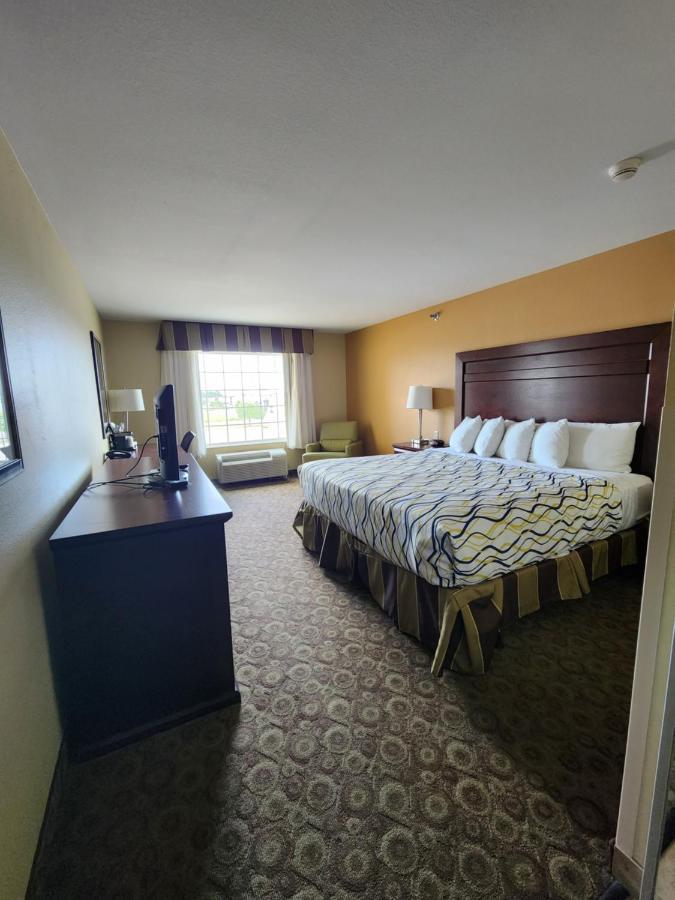 Highland Suites Minot Exteriör bild